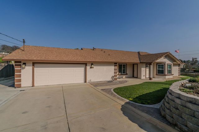 6589 Garner Pl, Valley Springs, CA 95252