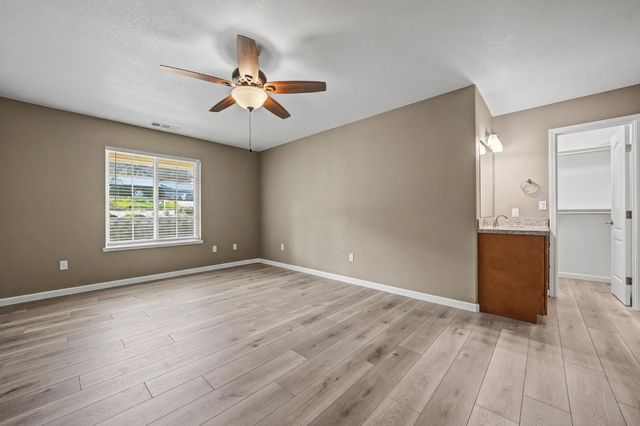 6589 Garner Pl, Valley Springs, CA 95252