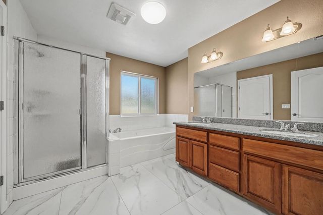 6589 Garner Pl, Valley Springs, CA 95252