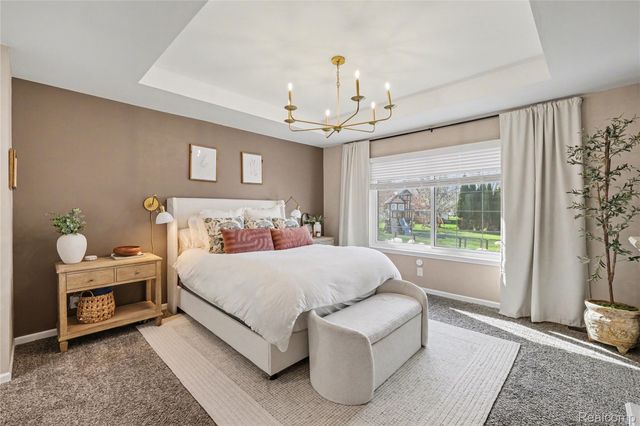 1292 Theresa Drive, Fenton Charter Township, MI 48430
