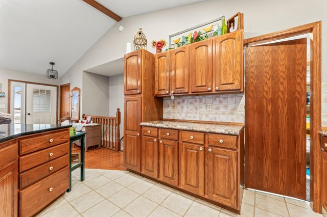 23371 650th Avenue, Alden, MN 56009