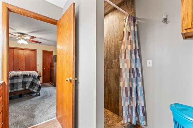 23371 650th Avenue, Alden, MN 56009