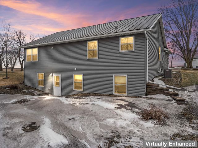 23371 650th Avenue, Alden, MN 56009