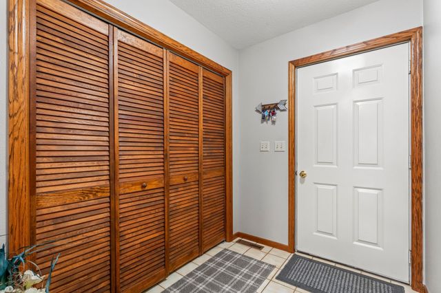 23371 650th Avenue, Alden, MN 56009