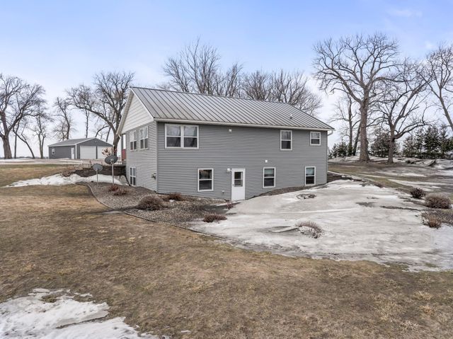 23371 650th Avenue, Alden, MN 56009