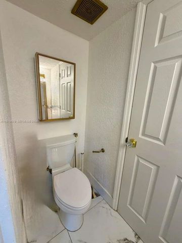 8209 SW 23rd Court 17C, North Lauderdale, FL 33068