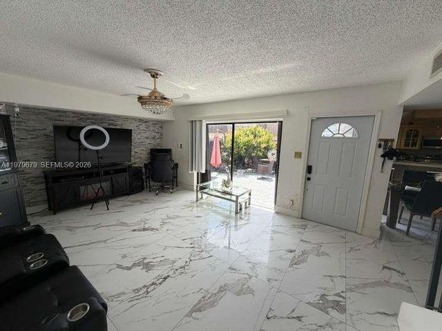 8209 SW 23rd Court 17C, North Lauderdale, FL 33068