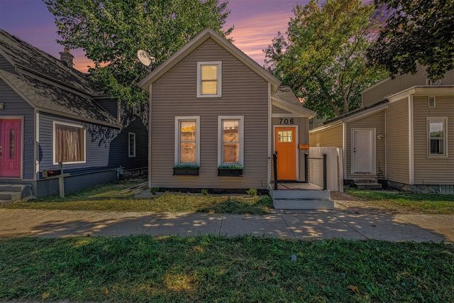 706 Alpine Avenue, Grand Rapids, MI 49504
