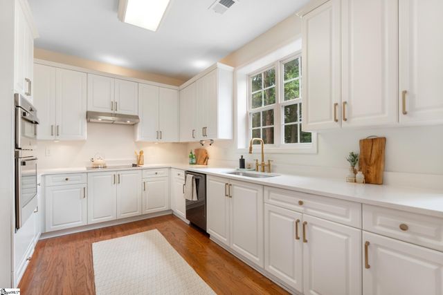 606 Heathercrest Court, Simpsonville, SC 29681