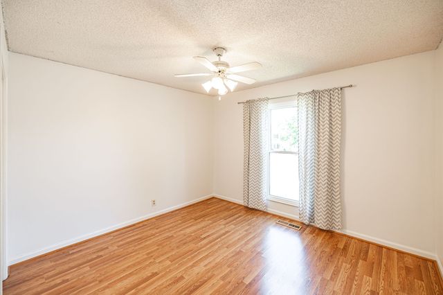 125 Brockhampton Ct, Goodlettsville, TN 37072