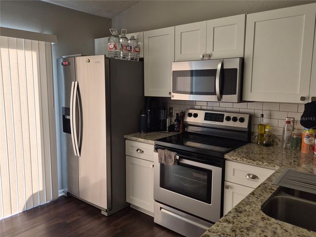 5249 YAUPON STREET, Orlando, FL 32811