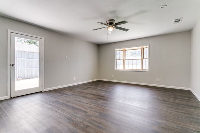 1506 Carnation Drive, Lewisville, TX 75067