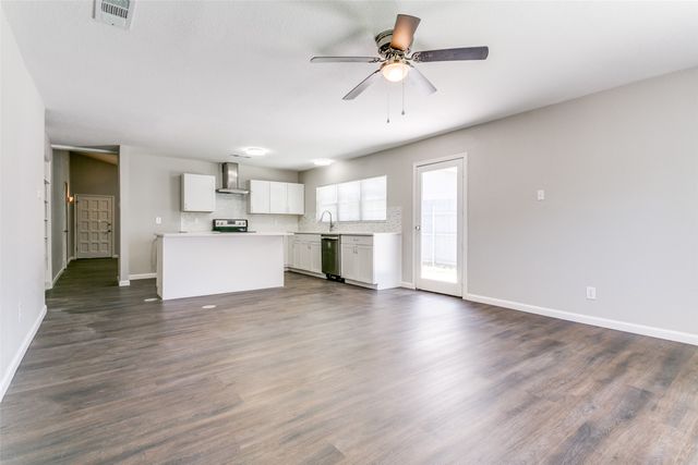 1506 Carnation Drive, Lewisville, TX 75067