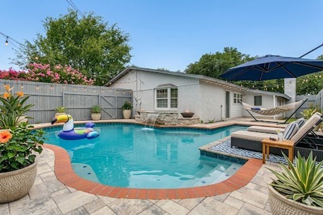 1506 Carnation Drive, Lewisville, TX 75067