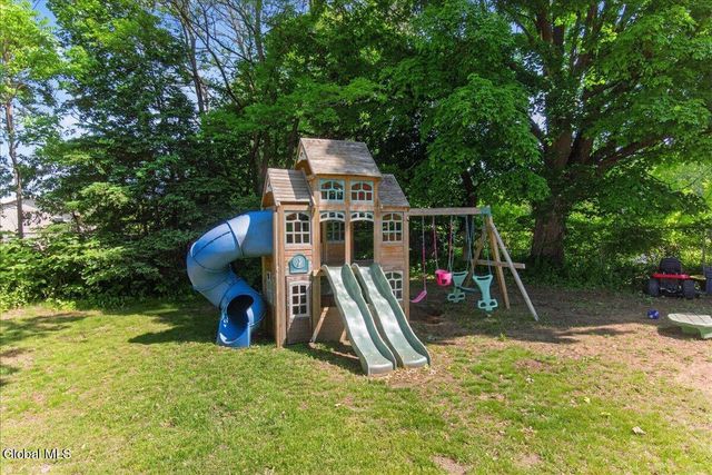 1932 Tower Avenue, Rotterdam, NY 12304