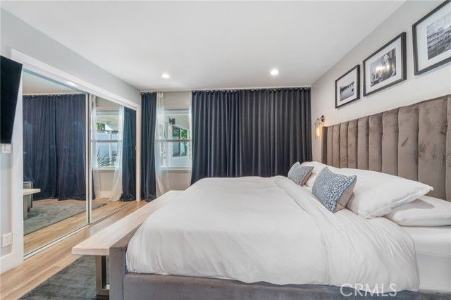 7316 Colbath, Van Nuys (los Angeles), CA 91405