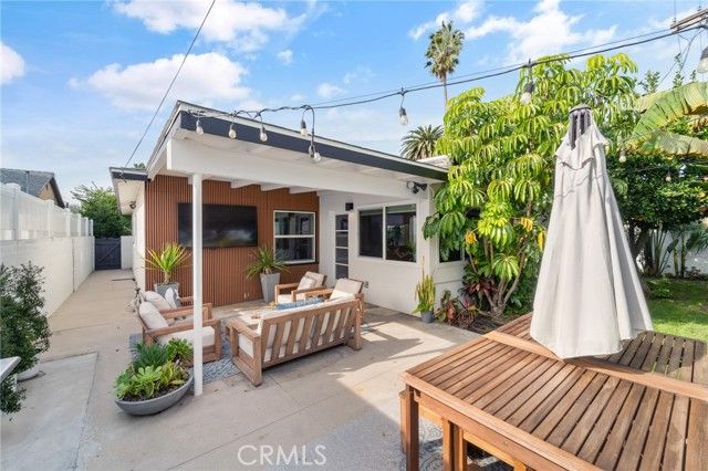 7316 Colbath, Van Nuys (los Angeles), CA 91405