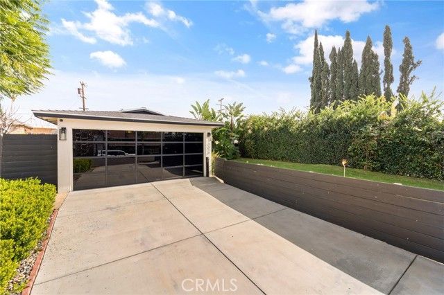 7316 Colbath, Van Nuys (los Angeles), CA 91405