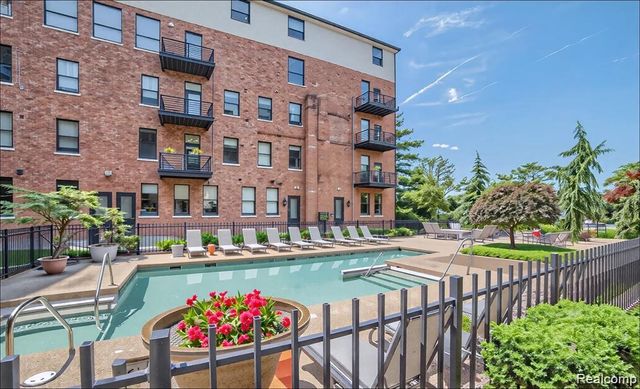 6533 E Jefferson Avenue 703, Detroit, MI 48207