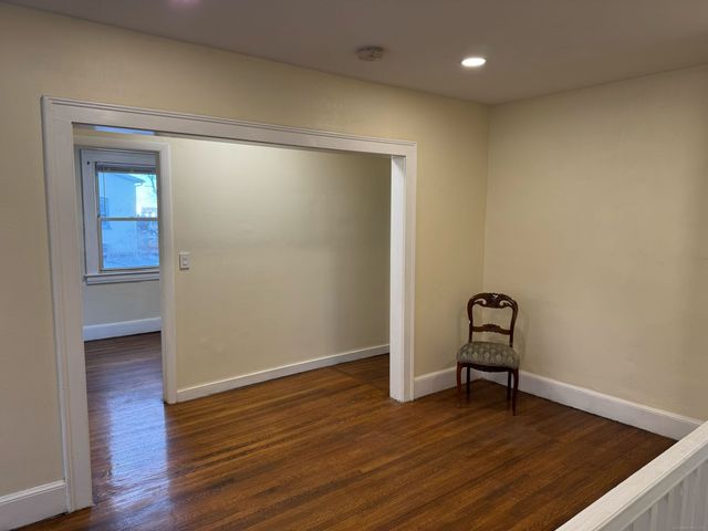 1503 State Street, New Haven, CT 06511