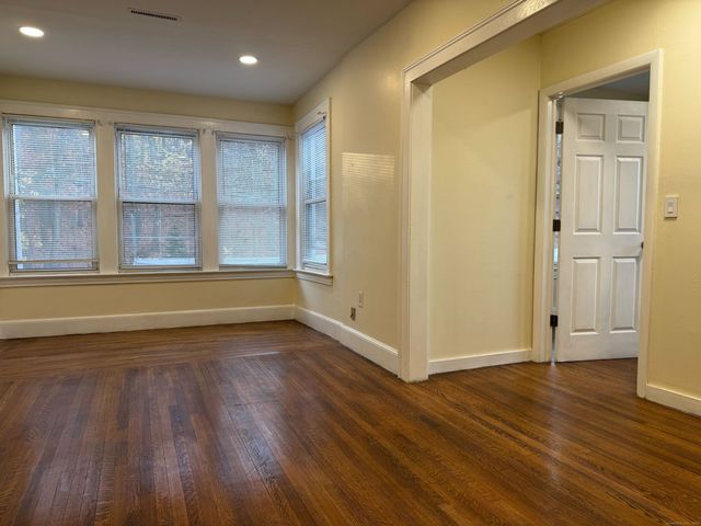 1503 State Street, New Haven, CT 06511