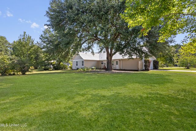 13625 Mount Pleasant Road, Vancleave, MS 39565