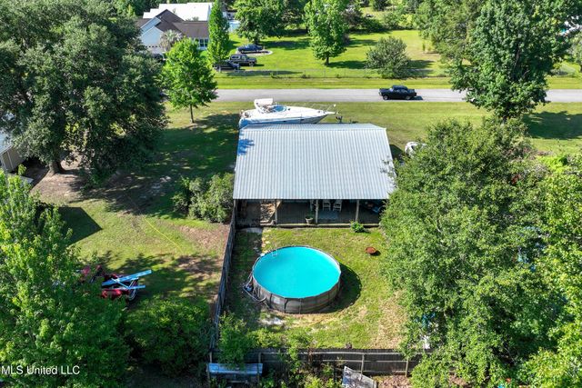 13625 Mount Pleasant Road, Vancleave, MS 39565