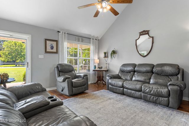 13625 Mount Pleasant Road, Vancleave, MS 39565
