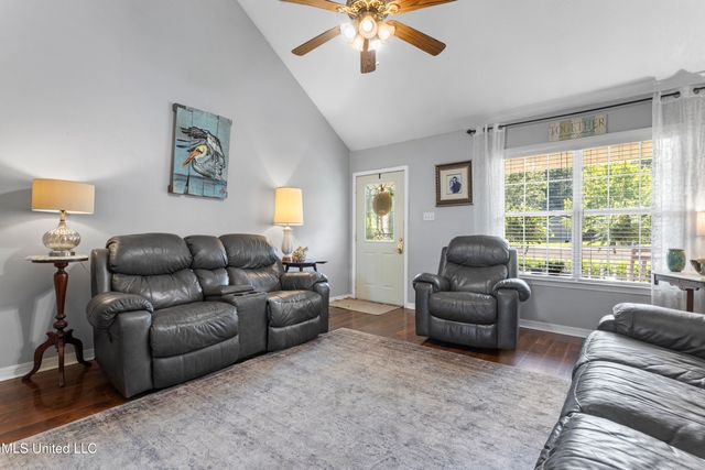 13625 Mount Pleasant Road, Vancleave, MS 39565