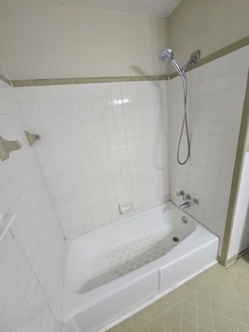 6731 Forrest Ln, Murfreesboro, TN 37129