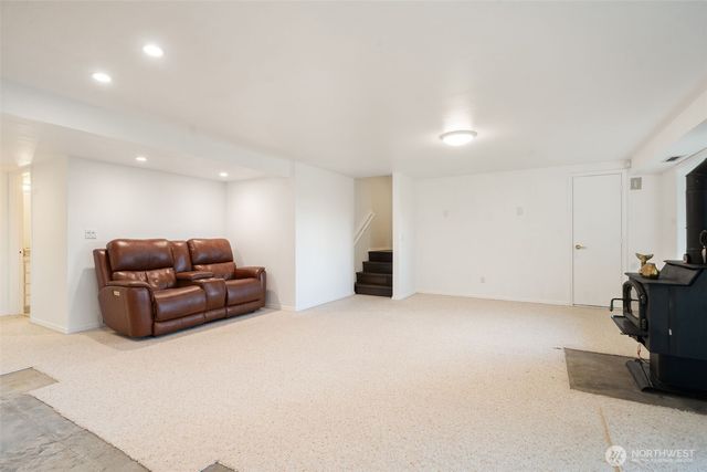 134 Draper Road, Port Angeles, WA 98362