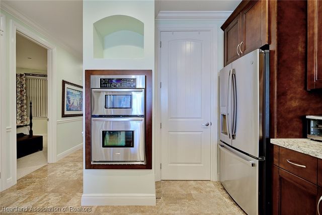 2351 Lakeview Drive 103, Sebring, FL 33870