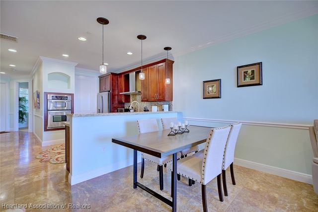 2351 Lakeview Drive 103, Sebring, FL 33870