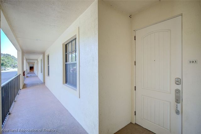 2351 Lakeview Drive 103, Sebring, FL 33870