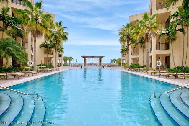 2351 Lakeview Drive 103, Sebring, FL 33870