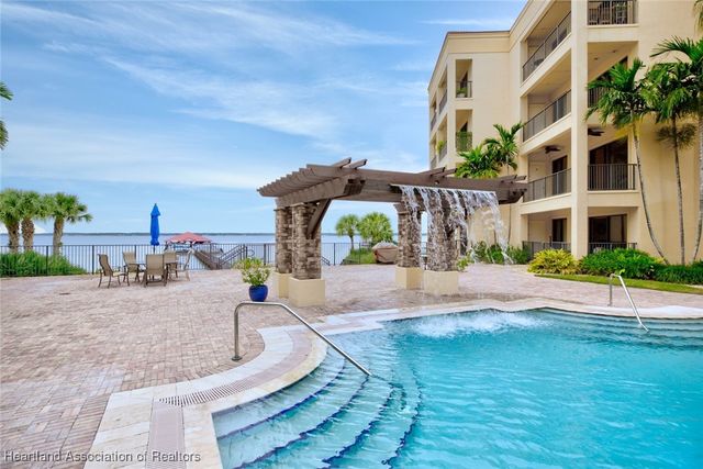 2351 Lakeview Drive 103, Sebring, FL 33870