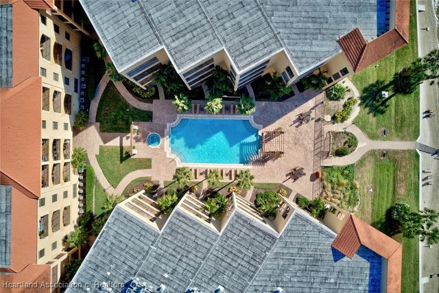 2351 Lakeview Drive 103, Sebring, FL 33870