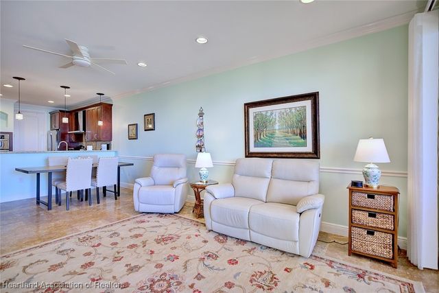 2351 Lakeview Drive 103, Sebring, FL 33870