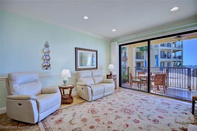 2351 Lakeview Drive 103, Sebring, FL 33870