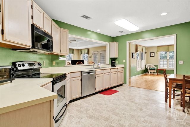 2 Mast Way, Savannah, GA 31419