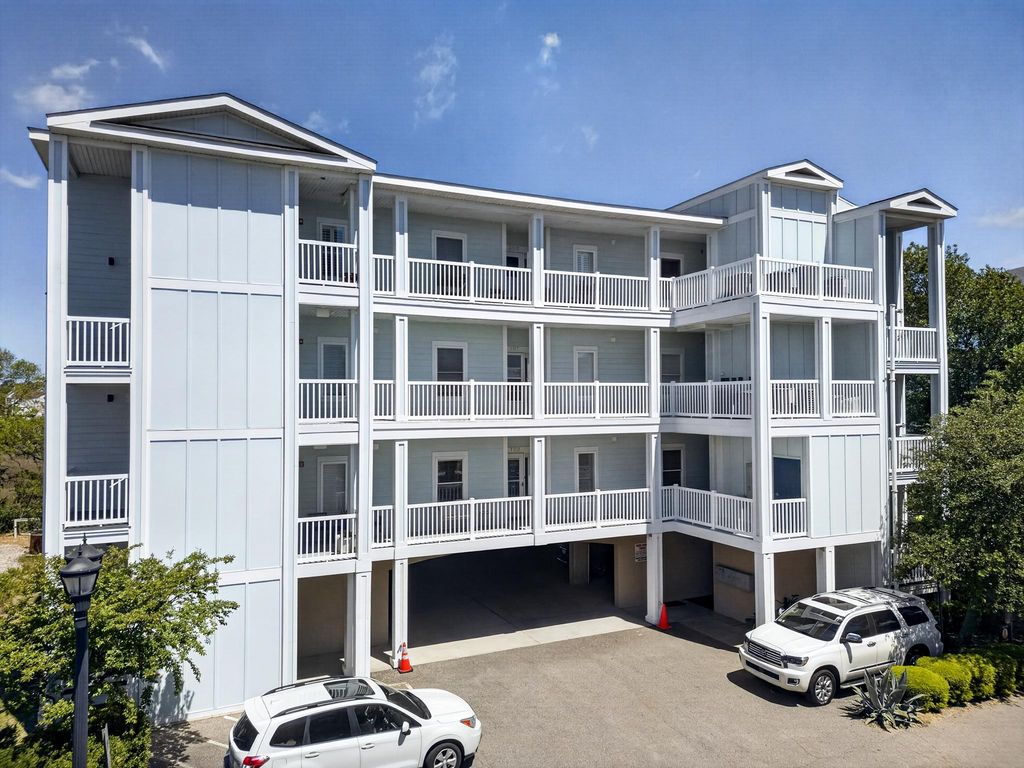 407 24th Ave N Unit 101, North Myrtle Beach, SC 29582