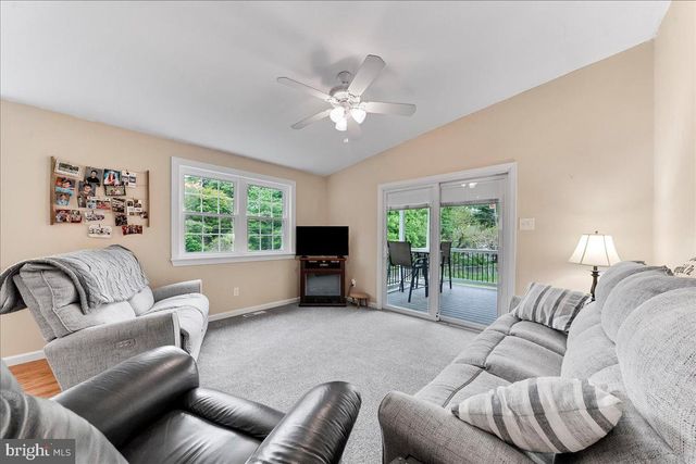345 HOLT LN, Springfield, PA 19064