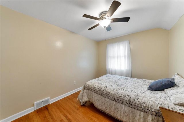 345 HOLT LN, Springfield, PA 19064