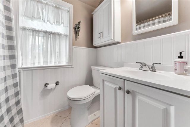 345 HOLT LN, Springfield, PA 19064