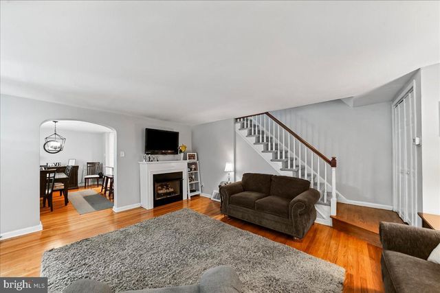 345 HOLT LN, Springfield, PA 19064