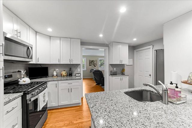345 HOLT LN, Springfield, PA 19064