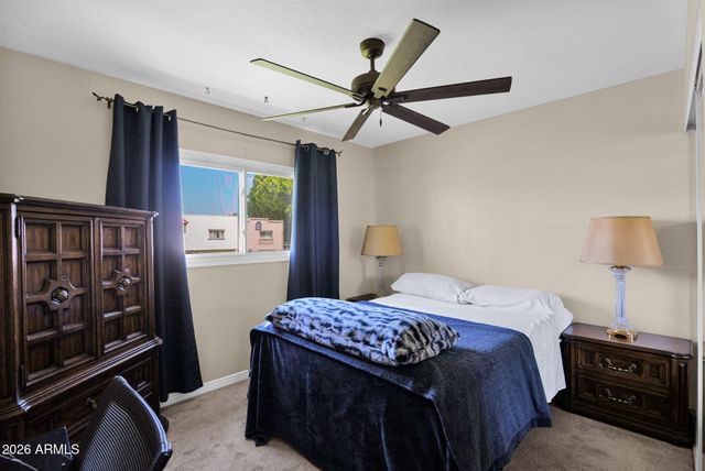 2930 E CLARENDON Avenue, Phoenix, AZ 85016