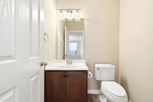 1914 Lake Peipsi, San Antonio, TX 78251