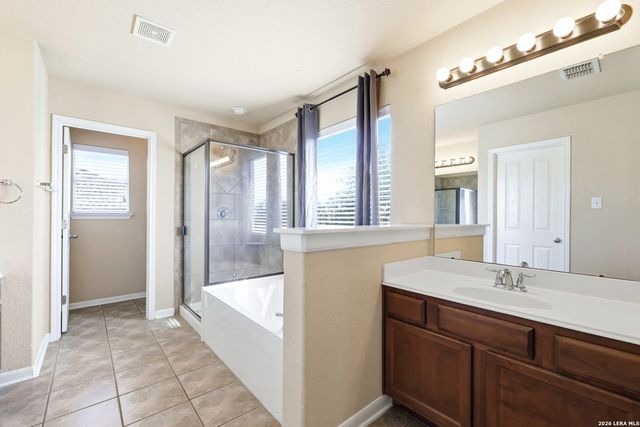 1914 Lake Peipsi, San Antonio, TX 78251