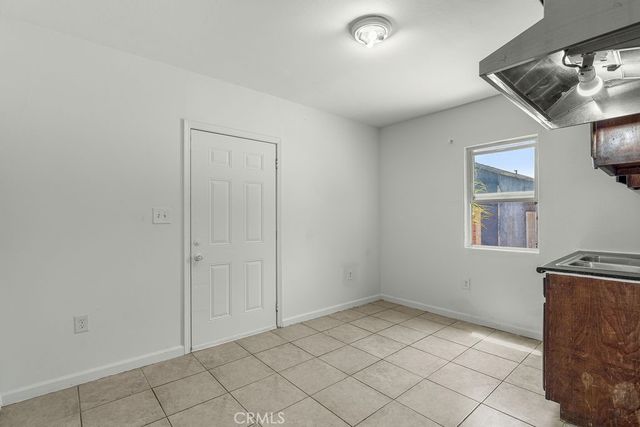 2438 E 114th, Los Angeles, CA 90059